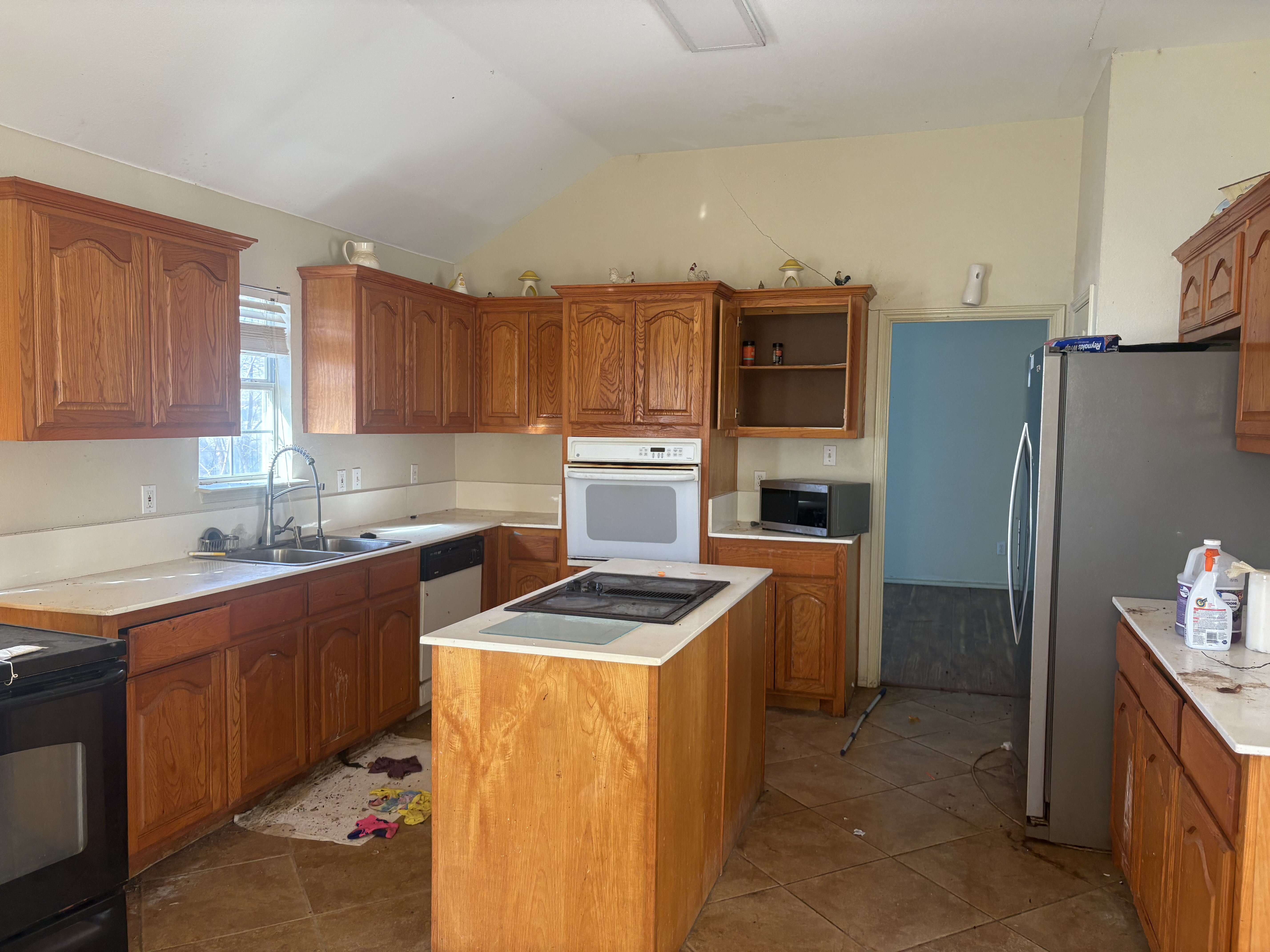 Dining area connected to kitchen